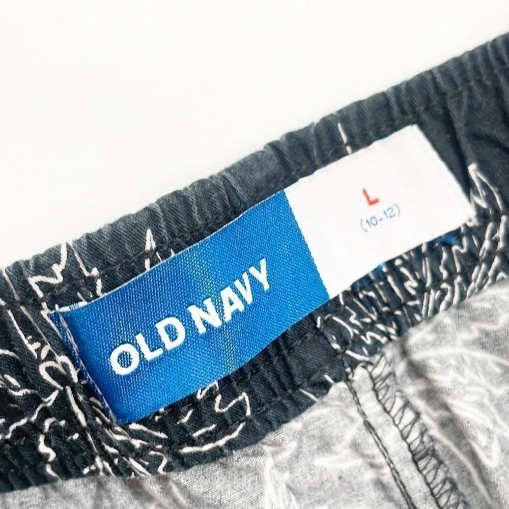 Old Navy boys palm tree print shorts